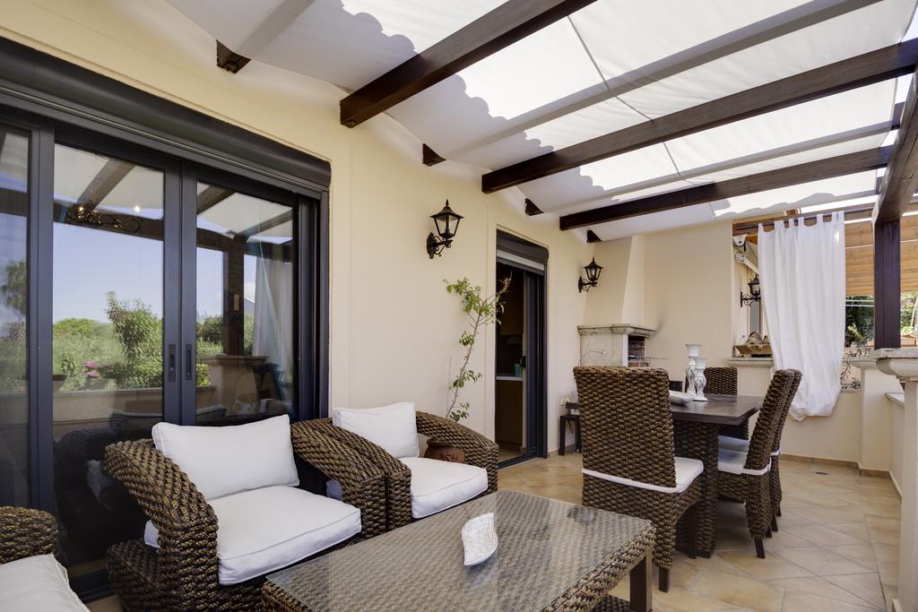 Luxury 2Br Apartment 50M From Beach Pefkochori Ngoại thất bức ảnh